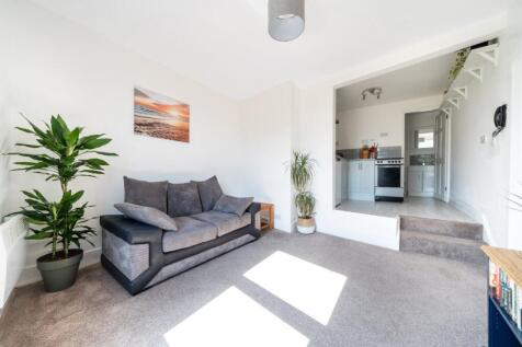 Grove Road South, Hampshire PO5 1 bed flat for sale