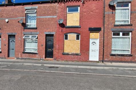 Terraced house for sale