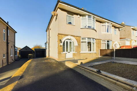3 bedroom semi-detached house for sale