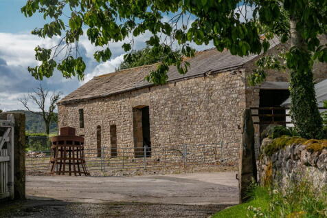 Barn for sale
