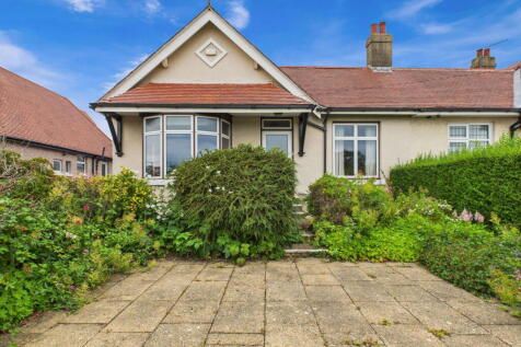 4 bedroom semi-detached bungalow for sale