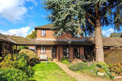 Middlebridge Street, Romsey, SO51 3 bed retirement property for sale