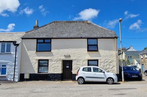 Tolcarne Place, Newlyn, TR18 5PS 2 bed end of terrace house for sale