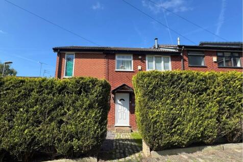 4 bedroom end of terrace house for sale