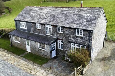 Tintagel, Cornwall 4 bed detached house for sale