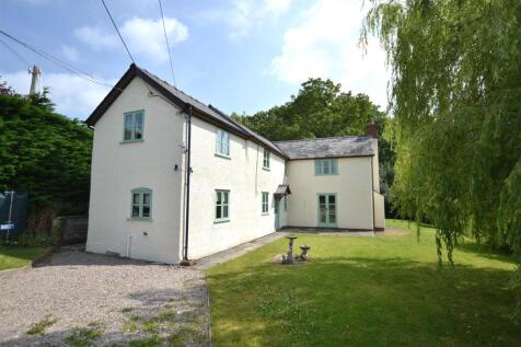 Bearwood 4 bed detached house for sale
