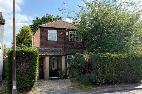 Acacia Avenue, Cheadle Hulme... 2 bed detached house for sale