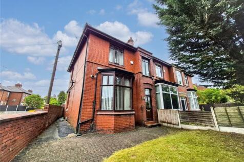 Rooley Moor Road, Rochdale, Greater... 4 bed semi