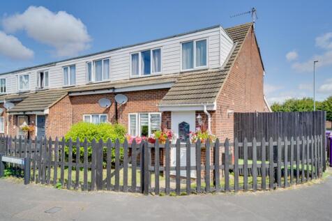 3 bedroom end of terrace house for sale
