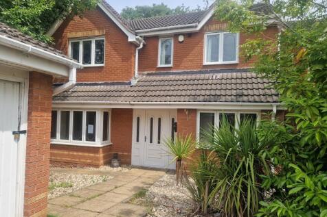 Lower Birches Way Rugeley, WS15 1GB 4 bed detached house for sale