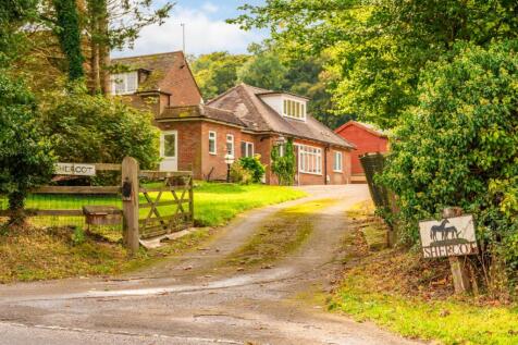 Rignall Road, Great Missenden... 5 bed equestrian property for sale