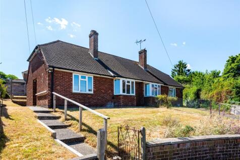 Oak Road, Princes Risborough... 2 bed bungalow for sale