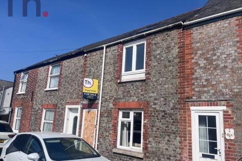 Newport PO30 3 bed terraced house for sale