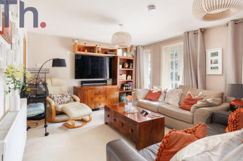Newport PO30 4 bed townhouse for sale