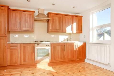 Waldegrave Road, Teddington, TW11 1 bed flat for sale
