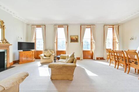 Petersham Road, Petersham, Richmond... 3 bed flat for sale