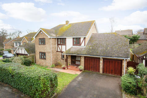 Curtis Wood Park Road, Herne Bay, CT6 4 bed detached house for sale