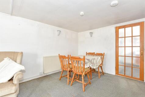 2 bedroom cottage for sale