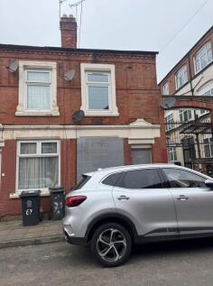 69 Halstead Street, Spinney Hill... 2 bed terraced house for sale