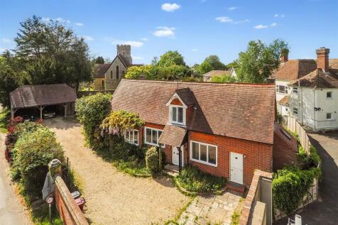Church Road, North Mundham 3 bed detached house for sale