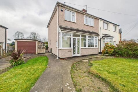 3 bedroom semi-detached house for sale