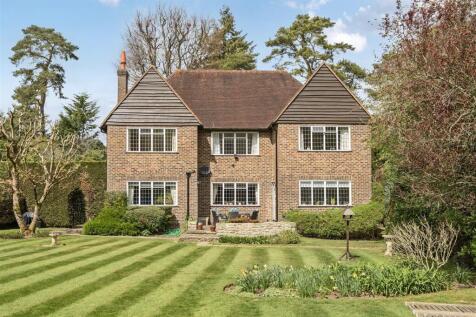 Deans Lane, Walton On The Hill, Tadworth 4 bed detached house for sale