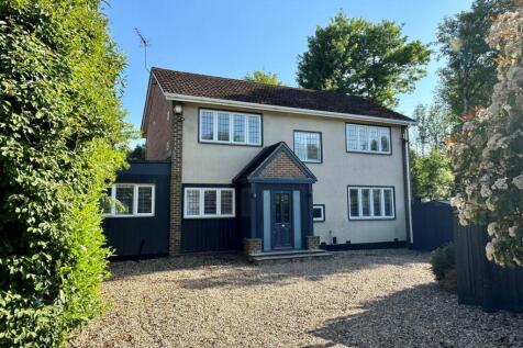 Chipstead Lane, Lower Kingswood 4 bed detached house for sale