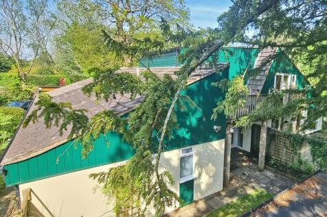 Greenways, Walton On The Hill 5 bed detached house for sale