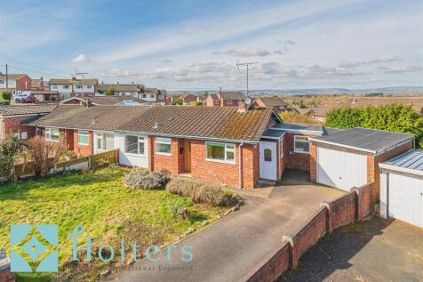 3 bedroom semi-detached bungalow for sale