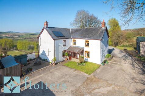 6 bedroom country house for sale