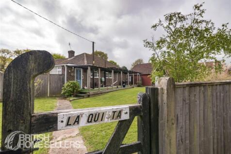 2 bedroom bungalow for sale