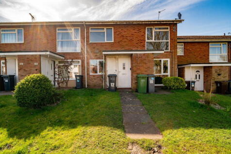 Greenland Rise, Solihull B92 2 bed maisonette for sale