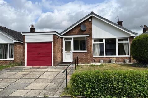 2 bedroom detached bungalow for sale