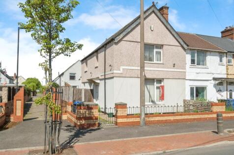 2 bedroom end of terrace house for sale