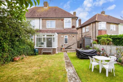 1 bedroom ground floor flat for sale