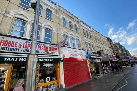 5 bedroom terraced house for sale