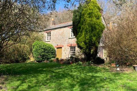2 bedroom detached house for sale