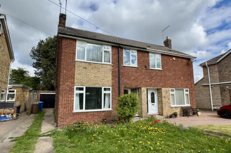 Manor Close, Beverley, HU17 7BP 3 bed house for sale