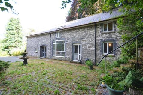 Cwmdauddwr 5 bed detached house for sale
