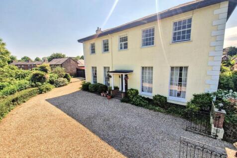Exwick Court, Exeter EX4 2 bed flat for sale