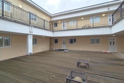 London Road, Portsmouth 2 bed apartment for sale
