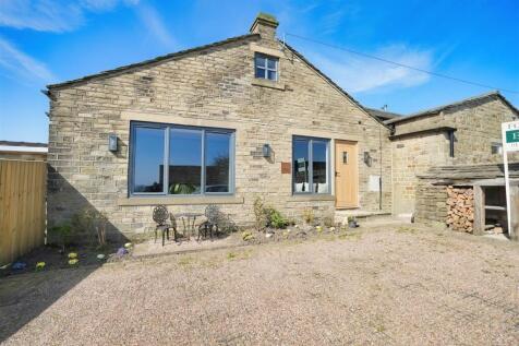 Barsey Moo Cottage, Barkisland 4 bed barn conversion for sale