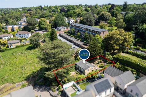 2 bedroom detached house for sale