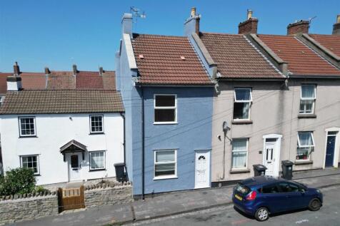 2 bedroom terraced house for sale
