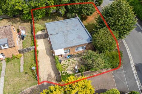 2 bedroom detached house for sale