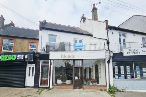 Hamstel Road, Southend on sea... 2 bed flat for sale