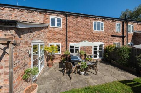 The Ridgeway, Tarvin 3 bed barn conversion for sale