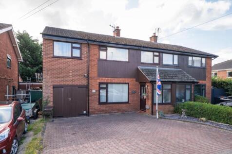 5 bedroom semi-detached house for sale
