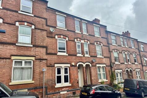 Lees Hill Street, Nottingham 3 bed terraced house for sale