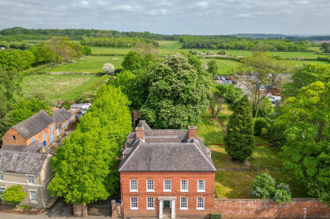 7 bedroom detached house for sale
